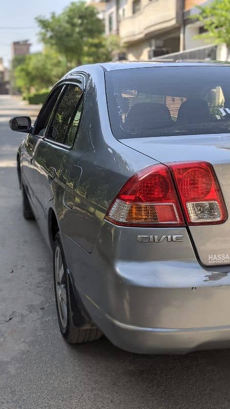 Honda Civic EXi 2005 6