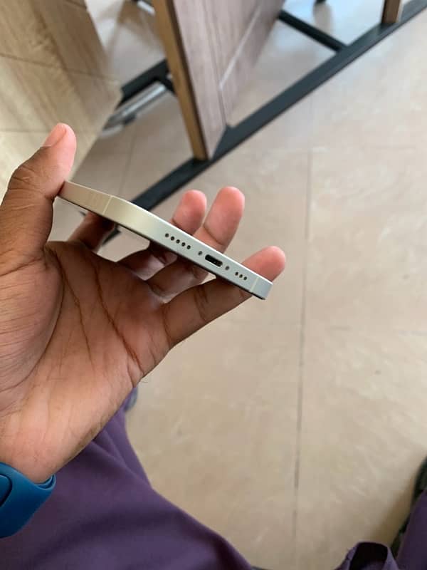 Iphone 12 128gb 4