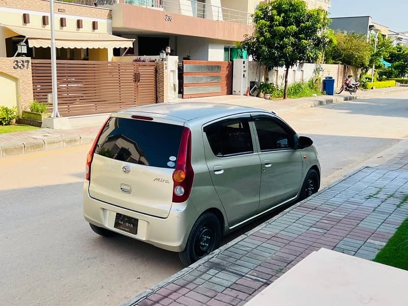 Daihatsu Mira 2010 3