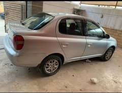 Toyota Platz 2002