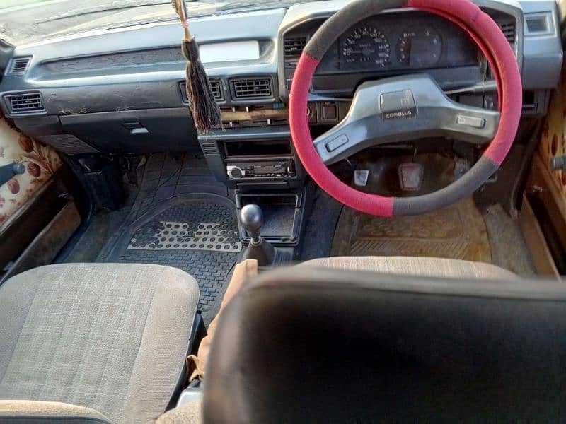 Toyota 86 1986 9