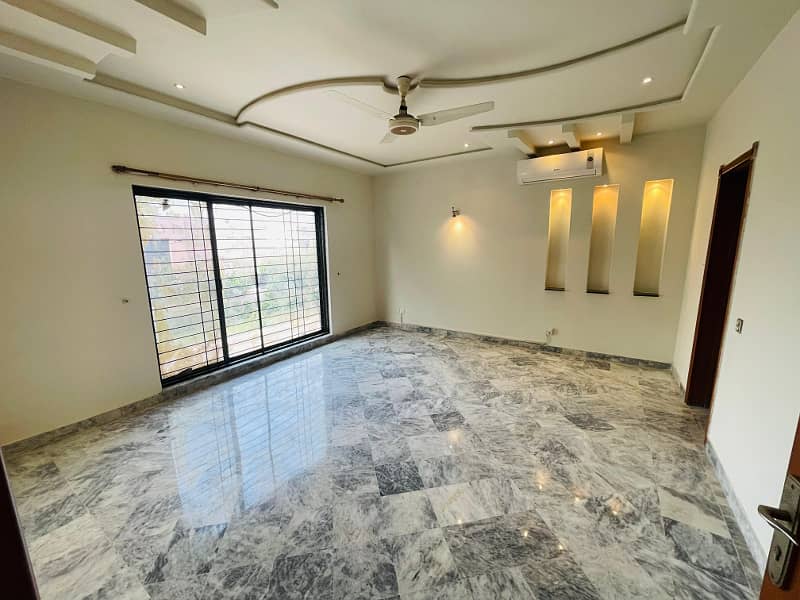 Original Pictures 1 Kanal Modern Design House For Rent In DHA Phase 3 Block Z Lahore 17