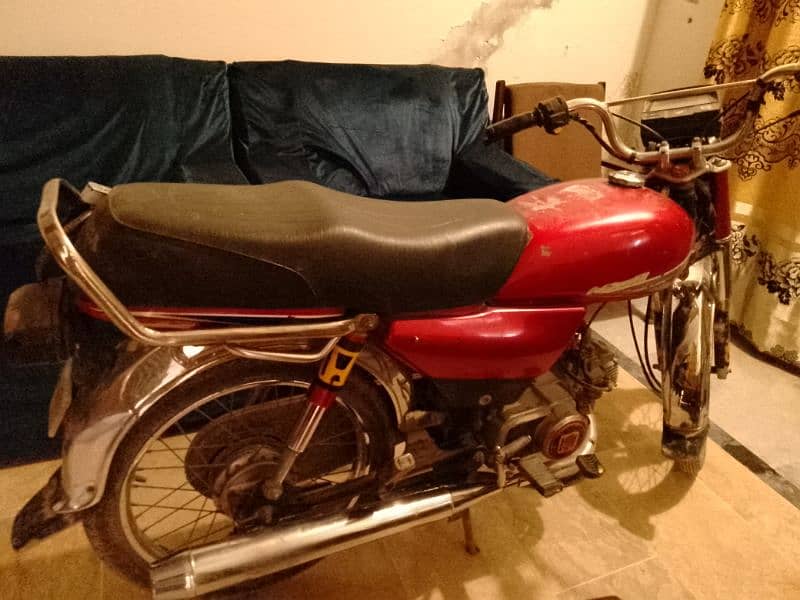 Honda CD 70 original Tanki tapay available 3