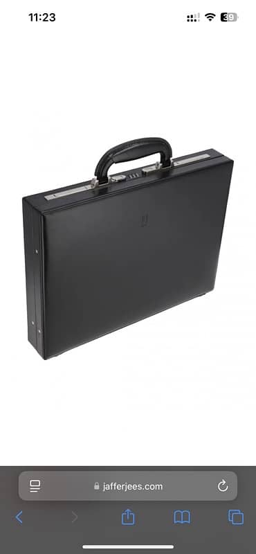 JafferJees Abbey Road Briefcase 1