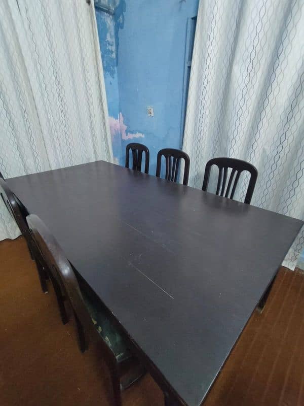 DINING TABLE FOR SALE 2