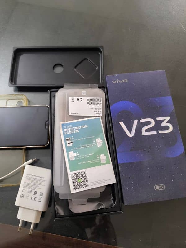 Vivo v23 5g  12+8/256 11