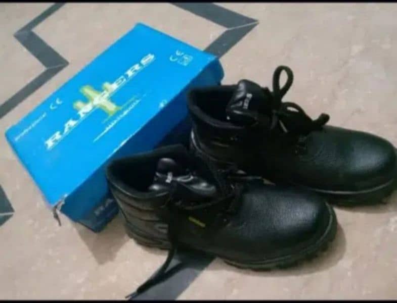 Safety Shoes Black Color 43 Size 1