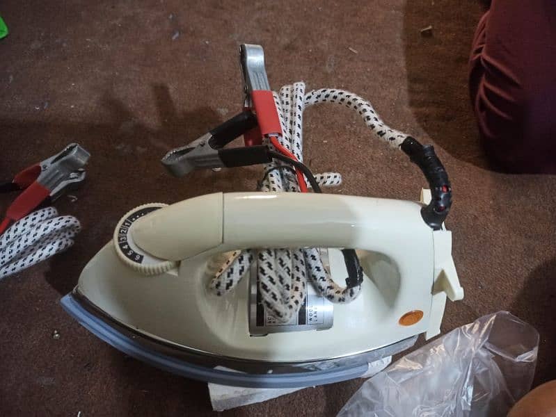 NATIONAL Battery dry iron 2