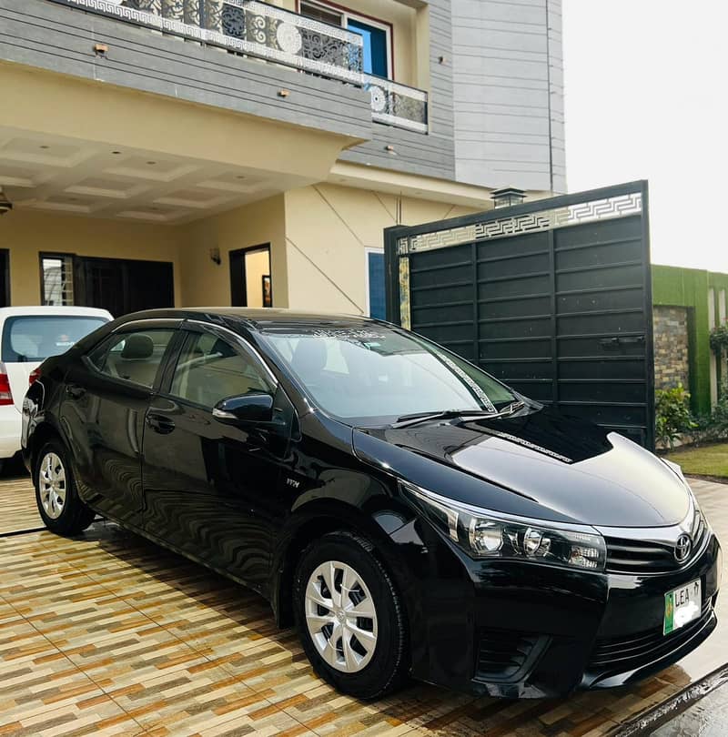 Toyota Corolla GLI 2017 Model For Sale 12