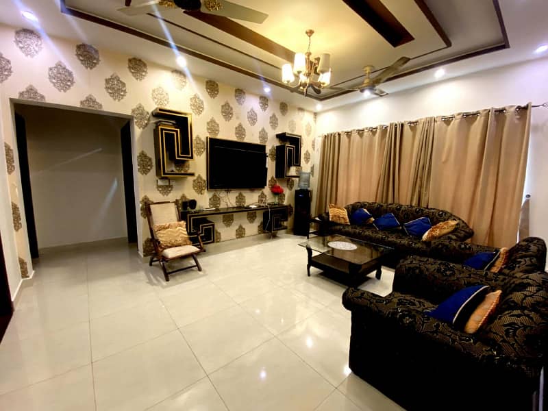 Non-Furnished 10 Marla Beautifull House Available For Rent in DHA Phase 5 Lahore Cantt 2