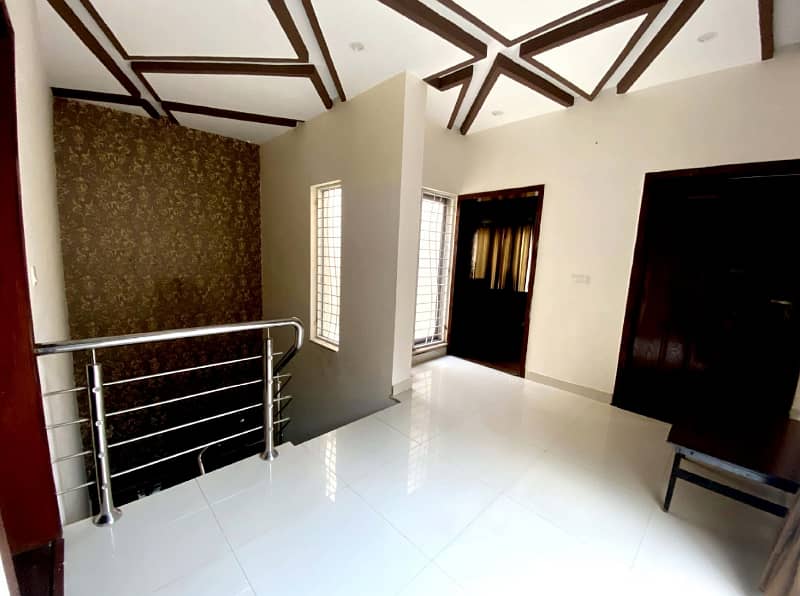 Non-Furnished 10 Marla Beautifull House Available For Rent in DHA Phase 5 Lahore Cantt 9