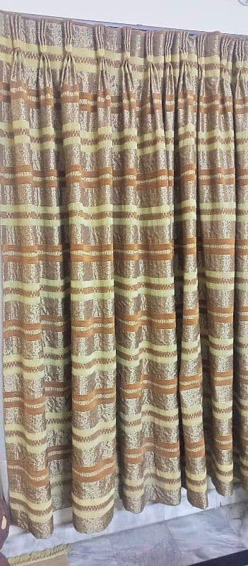 Used Jacquard thick curtians. 2