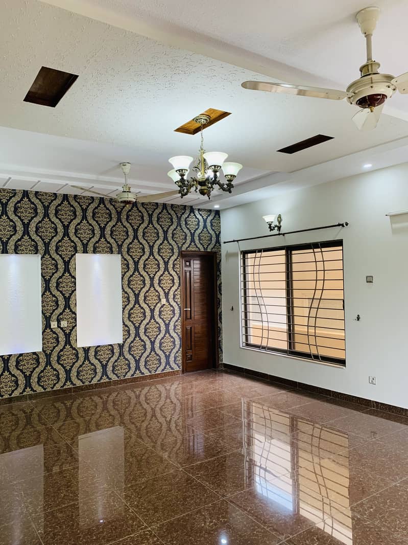 10 MARLA BEAUTIFUL HOUSE FOR RENT IN DHA PHASE 2 ISLAMABAD 5