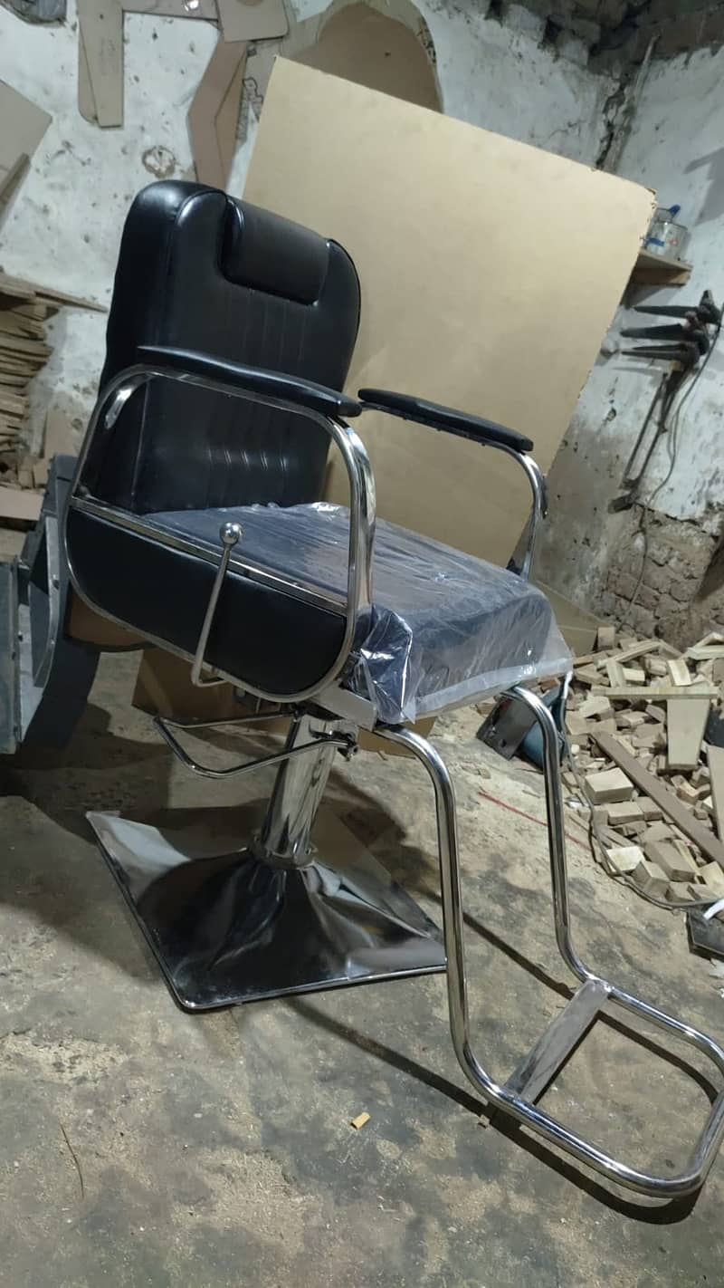 Saloon chair/manicure Padicoure/masage bed/shampo unit/troly 1