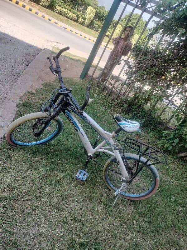 CYCLES FOR SALE BEST CONDITION  HY URGENT SALE 3