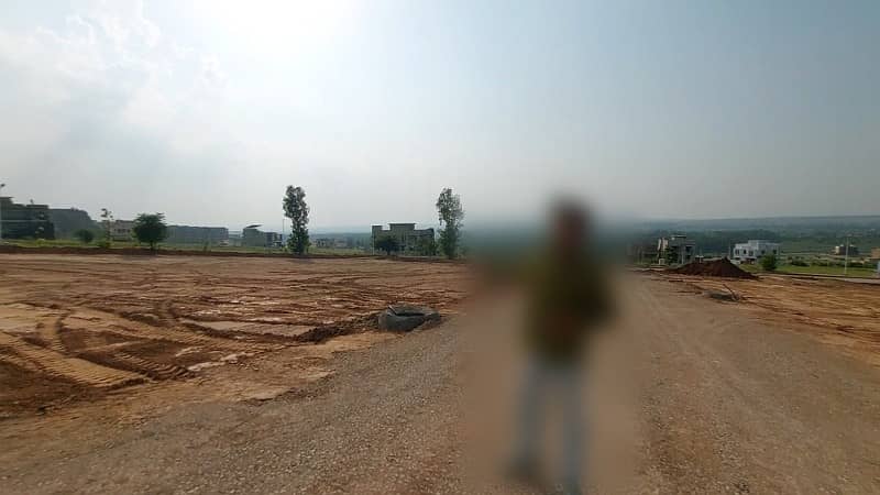 "Kanal Plot for Sale in Bahria Town Phase 8 Extension | Full Heighted View | Lowest Price" 5