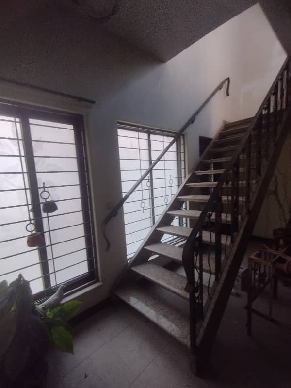 1 Kanal Beautiful House For Rent Near All Facilities 18