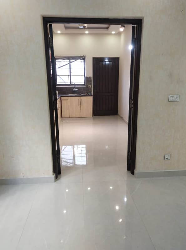 Non Furnished 10 Marla Beautifull House Available For Rent in DHA Lahore Cantt 18