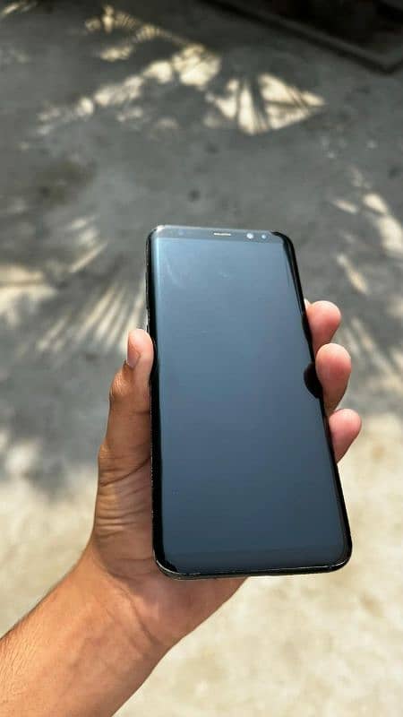 Samsung Galaxy S8+ | 4 GB RAM , 64 GB ROM 1