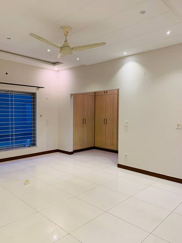 1 Kanal Beautiful Designer Upper For Rent In Near Park And MacDonald Dha Phase 2 Islamabad 8