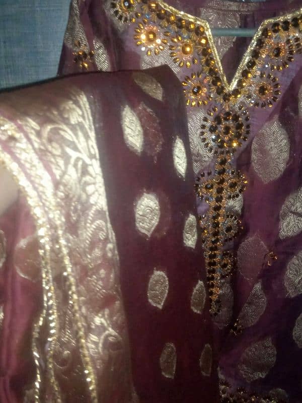 Banarasi wedding dress 3