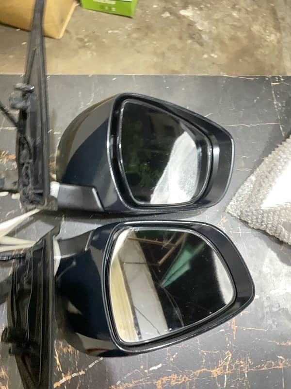 swift new model  side mirror 0