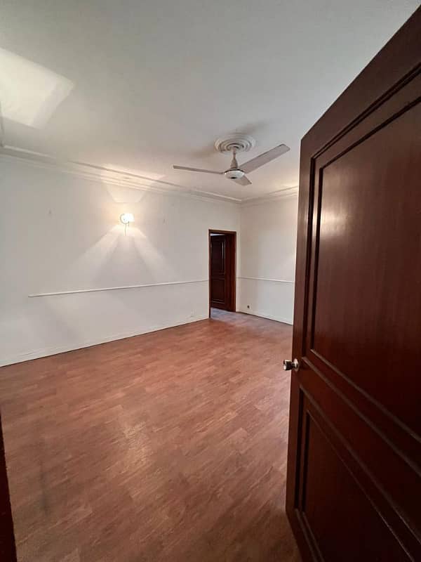 4 Kanal House Available For Rent In Gulberg 1