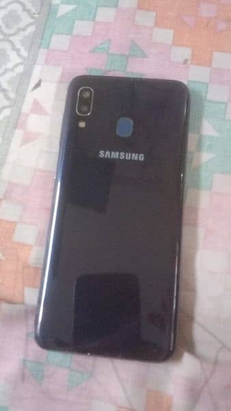 Samsung A20 0