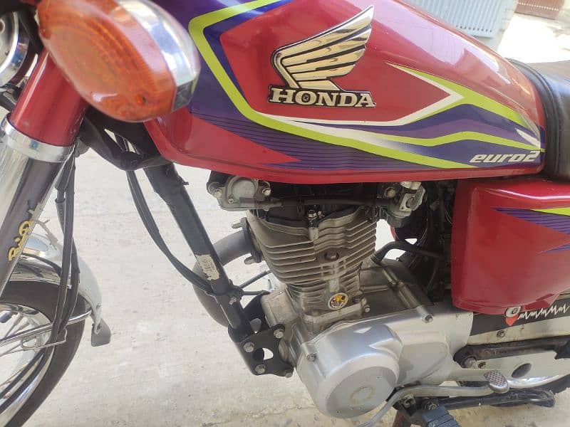 Honda 125 2019 model Islamabad number 1st owner 2