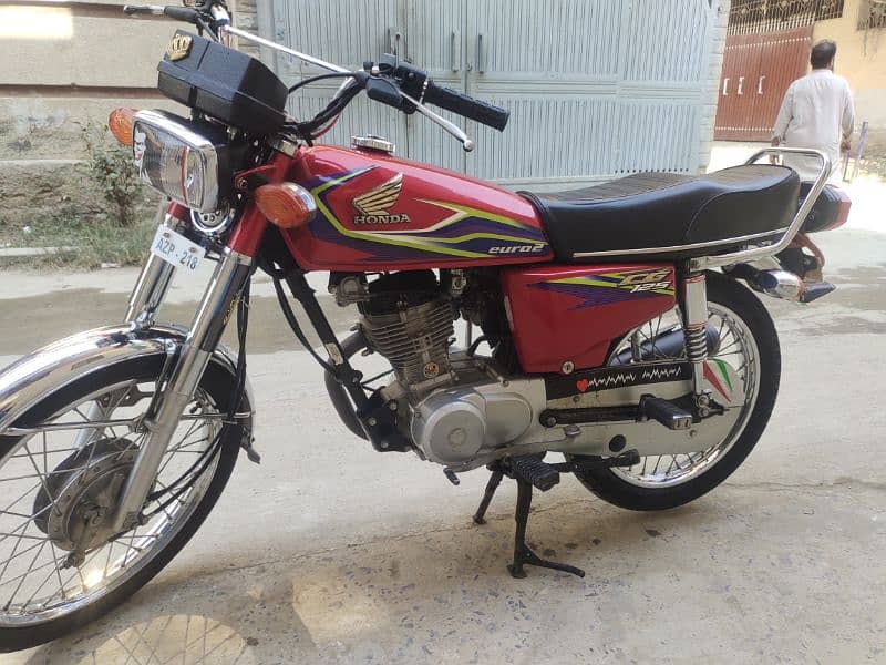 Honda 125 2019 model Islamabad number 1st owner 6