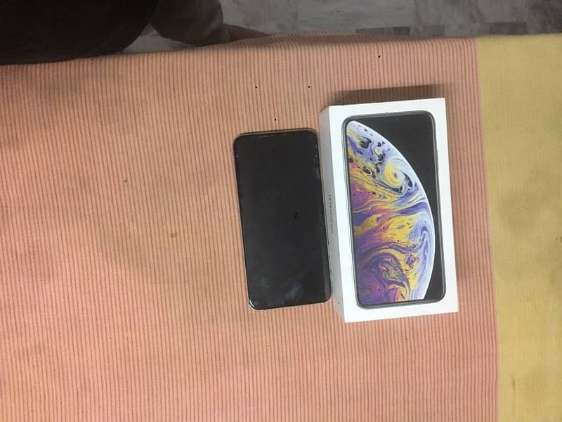 Iphone Xsmax 256gb with box 3