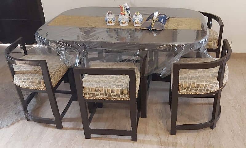 space saving 6 seater dining table 0