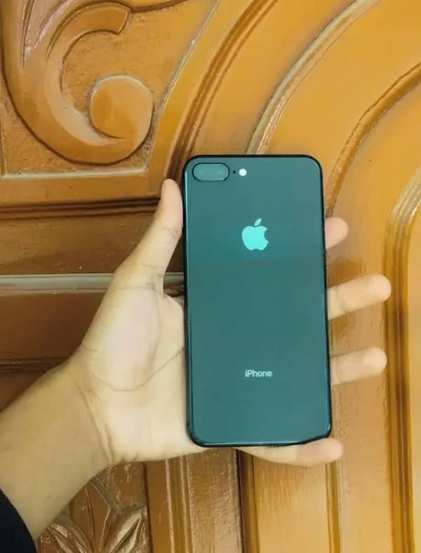 iphone 8 plus 128 gb 1