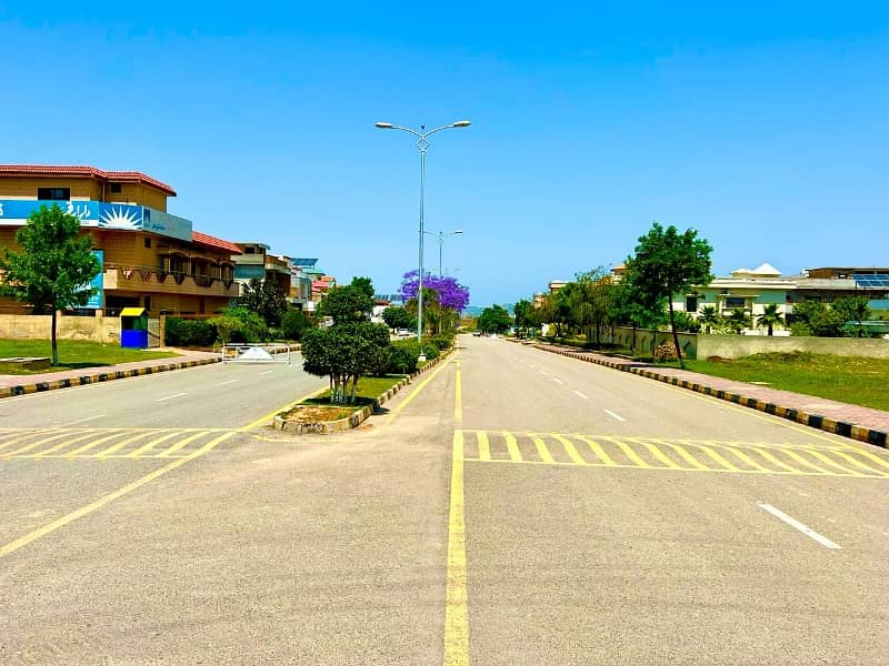 10 MARLA PRIME LOCATION PLOT FOR SALE MULTI F-17 ISLAMABAD 22