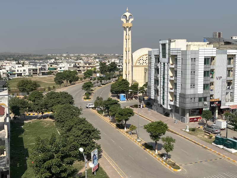 8 MARLA PLOT URGENT FOR SALE T&TECHS F-17 ISLAMABAD ALL FACILITY AVAIB 43