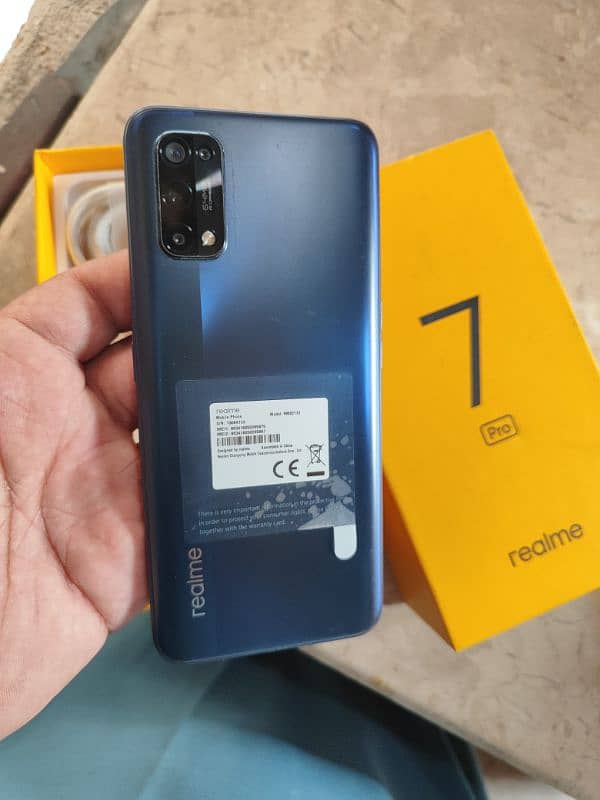 realme 7 pro 8/128 gb  complete box 10/10 condition pta  approved 3