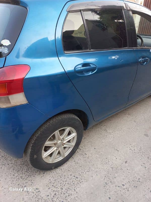 Toyota Vitz 2013 /2009 5