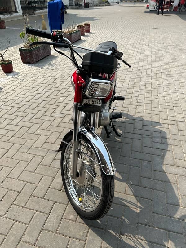 I want to sell Honda 125 One hand use 3