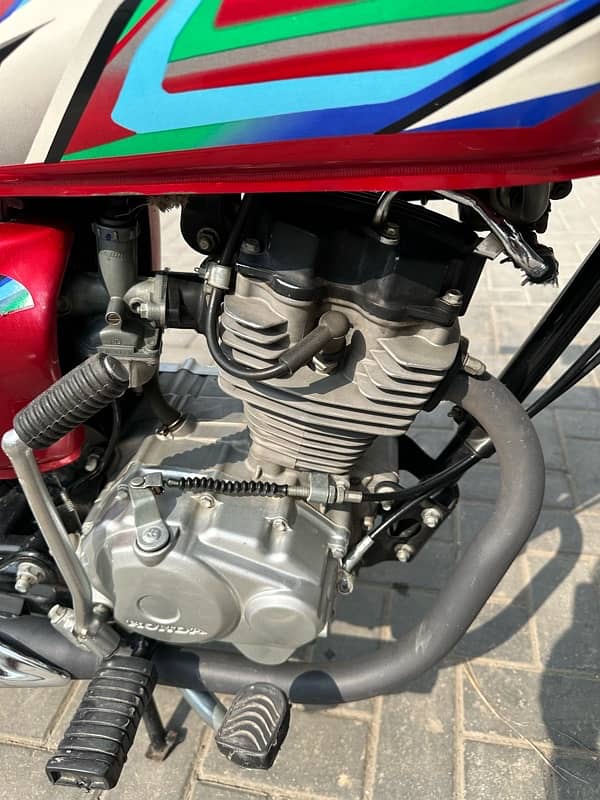 I want to sell Honda 125 One hand use 5