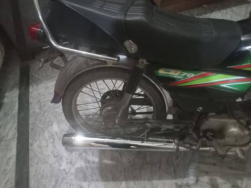 Honda cd 70 1981 karachi number 3