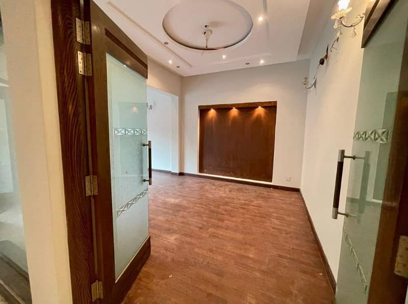 10 Marla Out Class Luxury Bunglow For Sale In DHA Phase 2,Block V, Lahore. 7