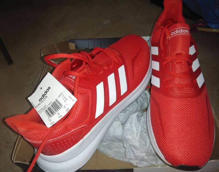 Addidas Falcon sneakers 1