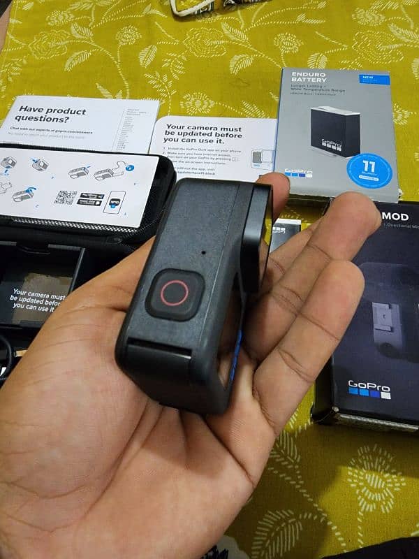 Go pro hero 11 black edition with midea mod with orignal extra bettery 2