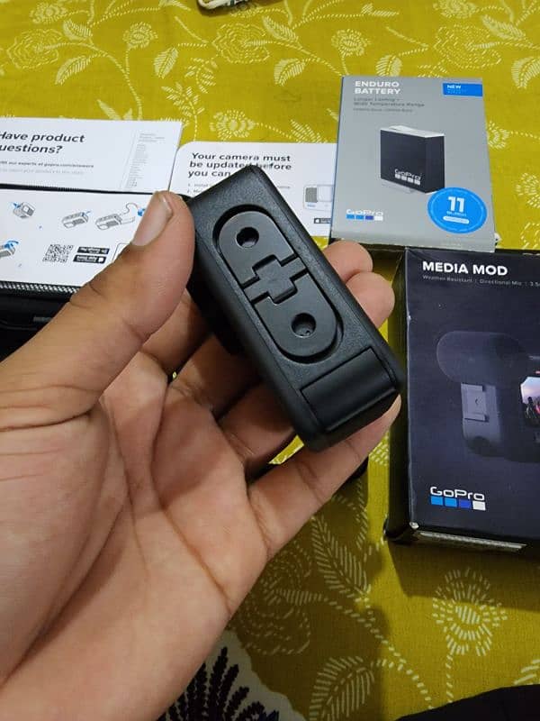 Go pro hero 11 black edition with midea mod with orignal extra bettery 3