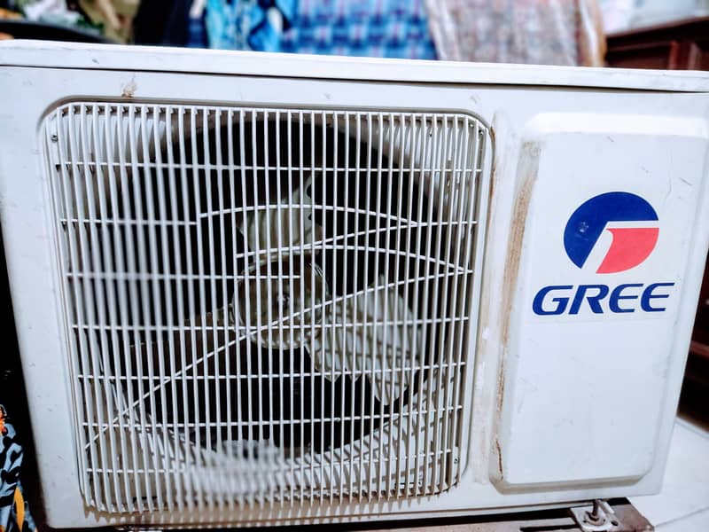 Used Gree 1.5 Ton Split AC (2013, Model GS-18C7Z9B/I) – Needs Service 8