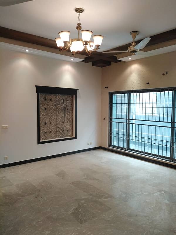 1 Kanal Super Out House Prime Hot For Sale dha Phase2 3