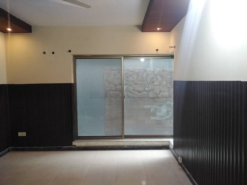 1 Kanal Super Out House Prime Hot For Sale dha Phase2 19