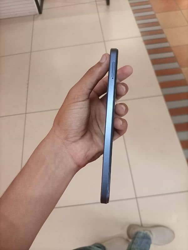 Infinix smart 8 pro 4 +4gb 128gb good condition 10/10 3