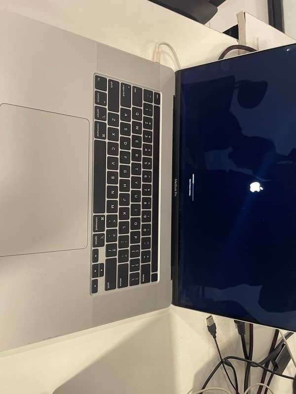 Macbook Pro 2019 i9 16” 2