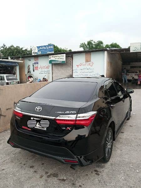 Toyota Corolla Altis 2015 5